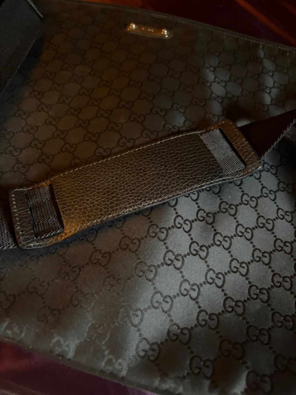 Gucci Black Monogram Messenger Carrying Bag/Satchel. Perfect for Students - Picture 3 of 3